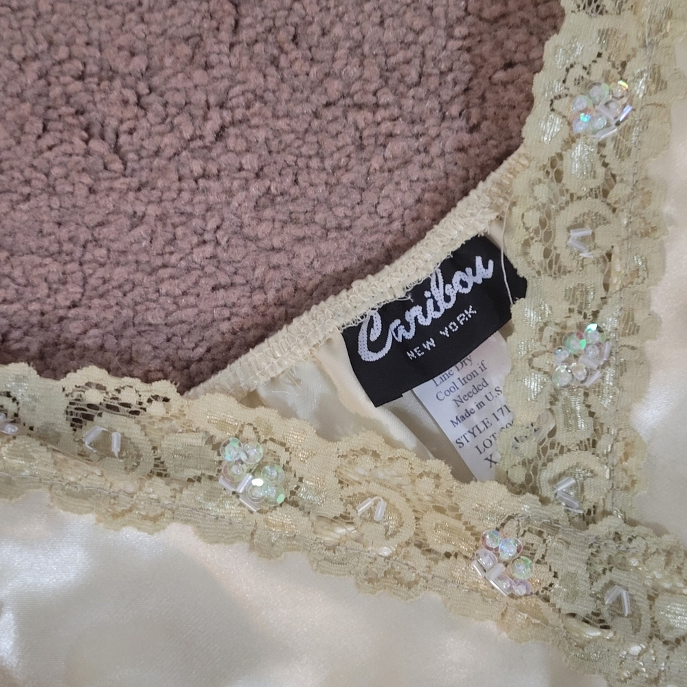 Caribou of New York Camisoles (2) - Picture 7 of 11